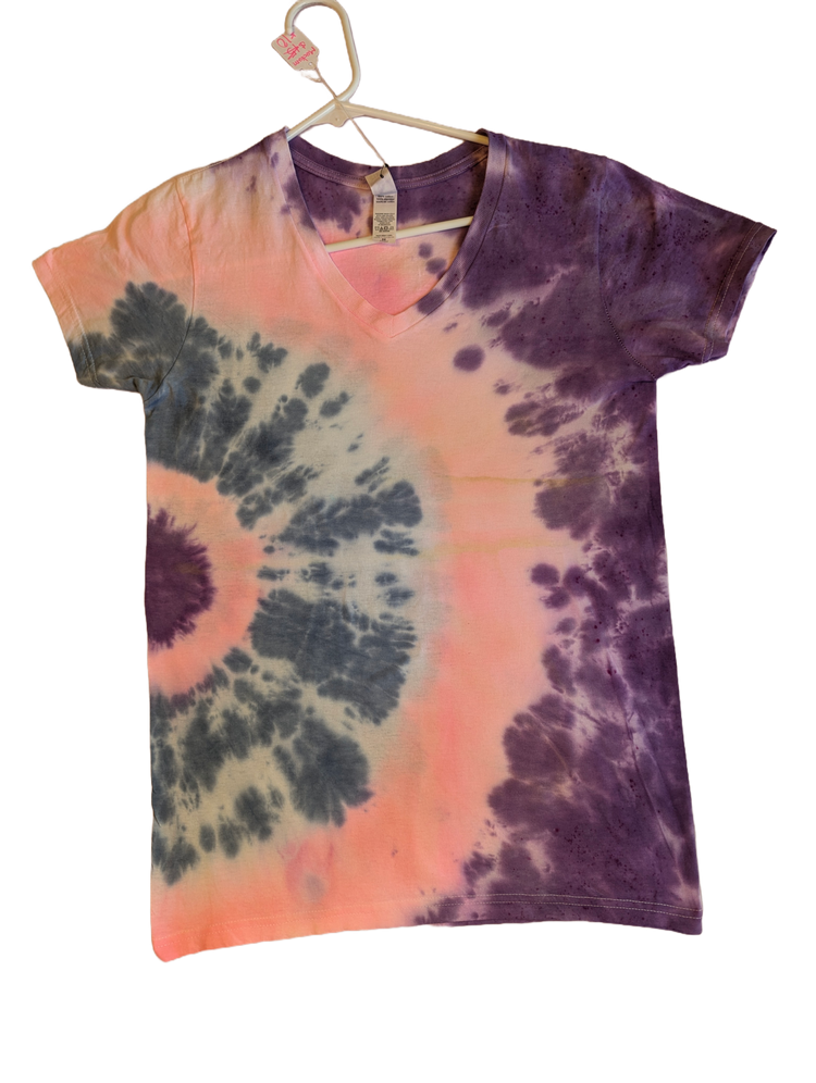 Peach & Purple Bullseye V-Neck Tie-Dye Tee